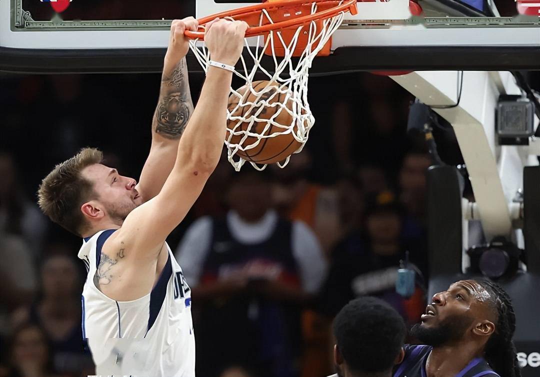 虎扑-NBA常规赛赛程吃紧，萨克拉门托国王今晨临场应变，压力陡增，阵容厚度经受考验的简单介绍