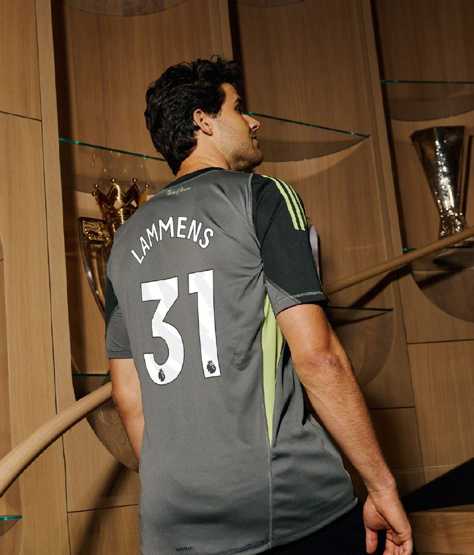 关于凯恩迎来五赛季高光表现,阿森纳球迷沸腾!的信息 关于凯恩迎来五赛季高光表现,阿森纳球迷沸腾!的信息